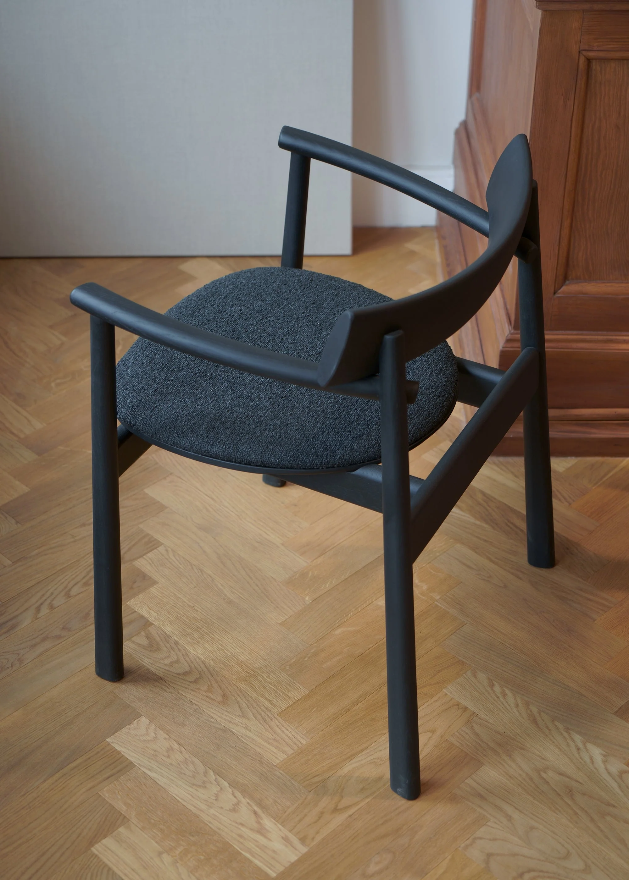 ELIPSA SOFT chair / Black / Boucle black - Image 4